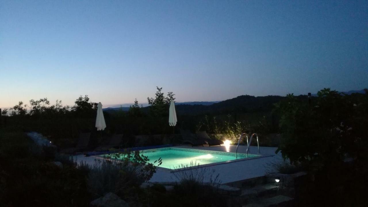 Holiday Home Demark Jurdani エクステリア 写真